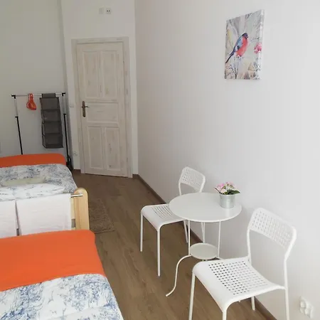 Hostel Jaro *